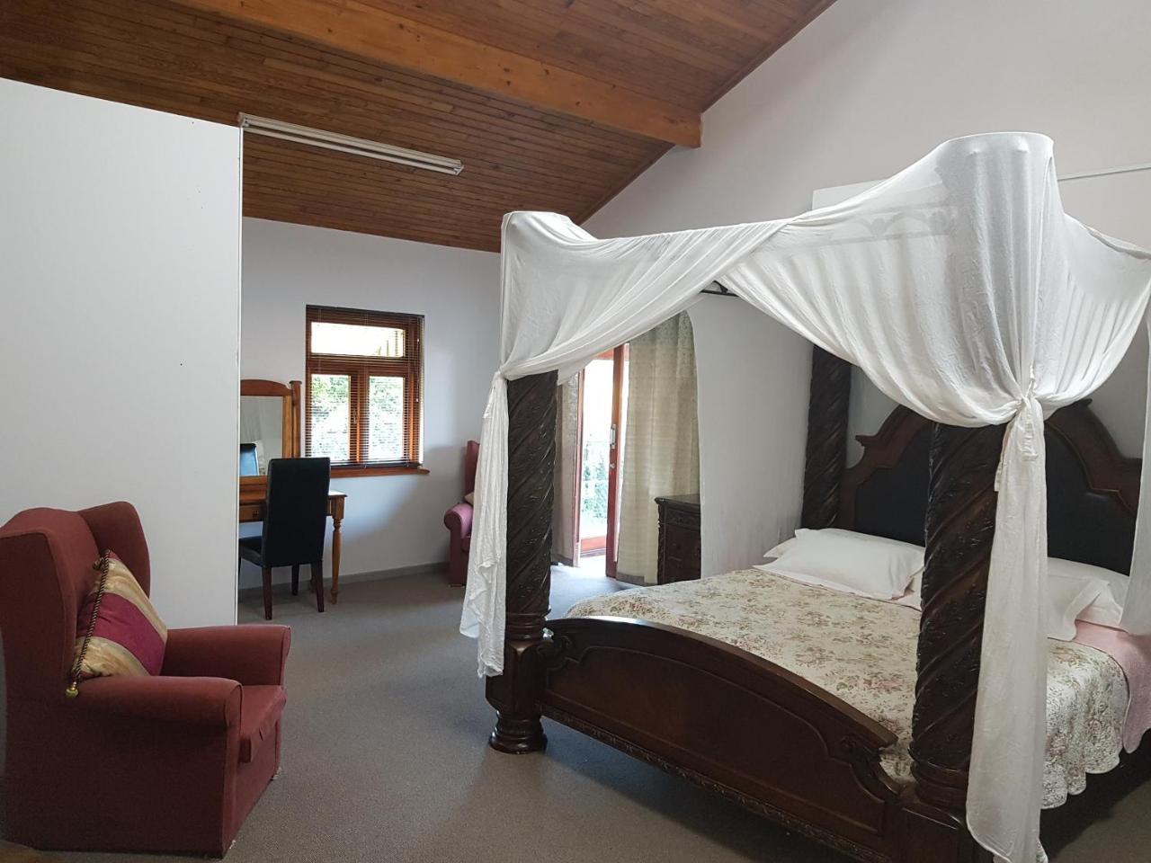 Te Amo Guesthouse สเตลเลนบอช ภายนอก รูปภาพ