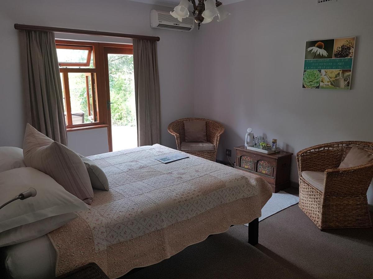 Te Amo Guesthouse สเตลเลนบอช ภายนอก รูปภาพ